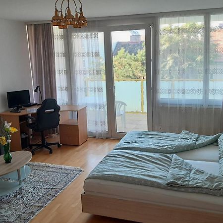 Serviced Apartment With Sunny Balcony Wenen Buitenkant foto