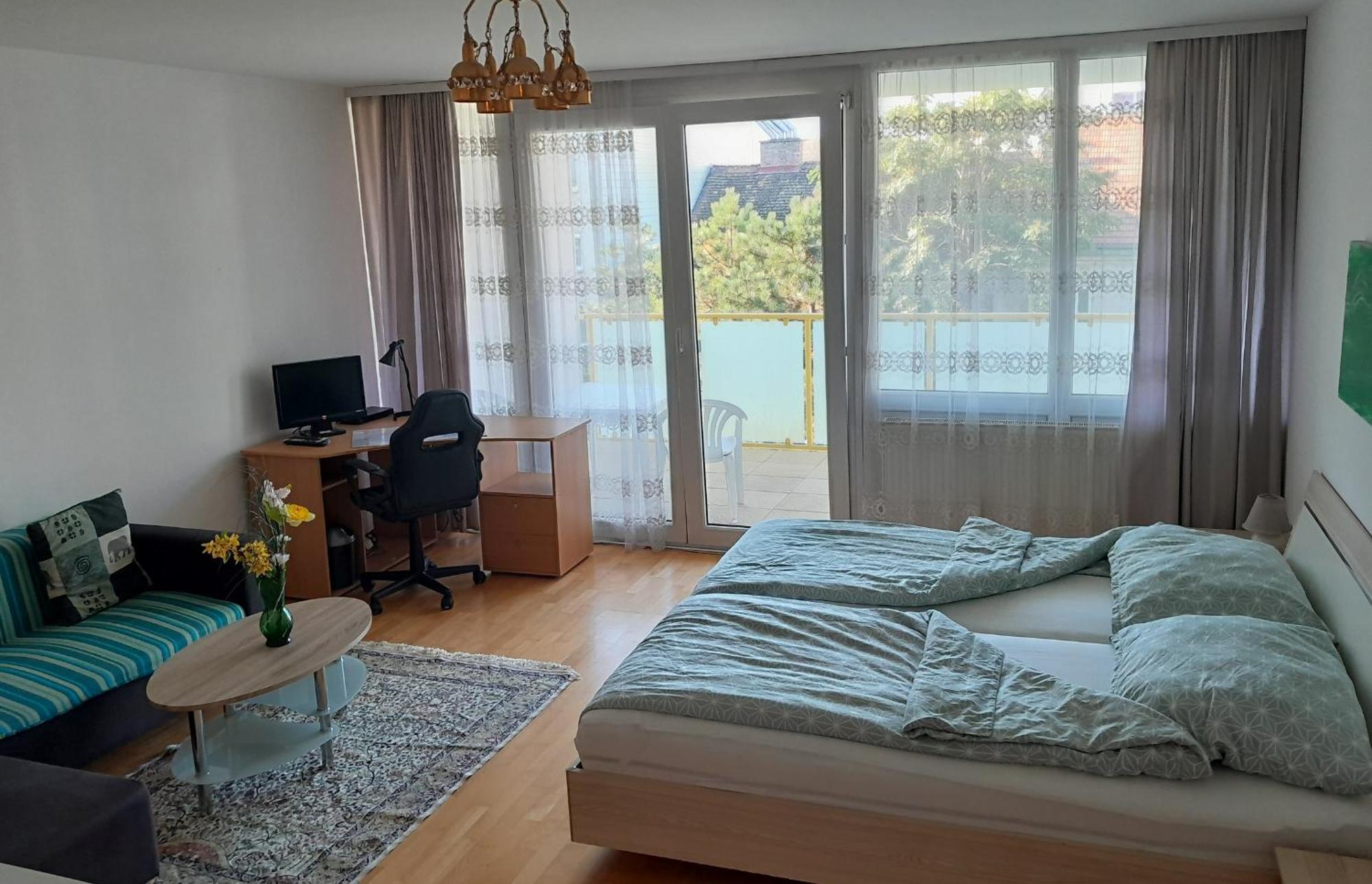 Serviced Apartment With Sunny Balcony Wenen Buitenkant foto